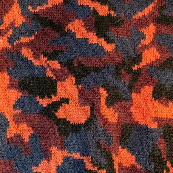 JOIE Brycen Camo Sweater Size M - Picture 5 of 6